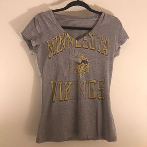 Sold Vintage” Minnesota Vikings Gray Tee - Medium